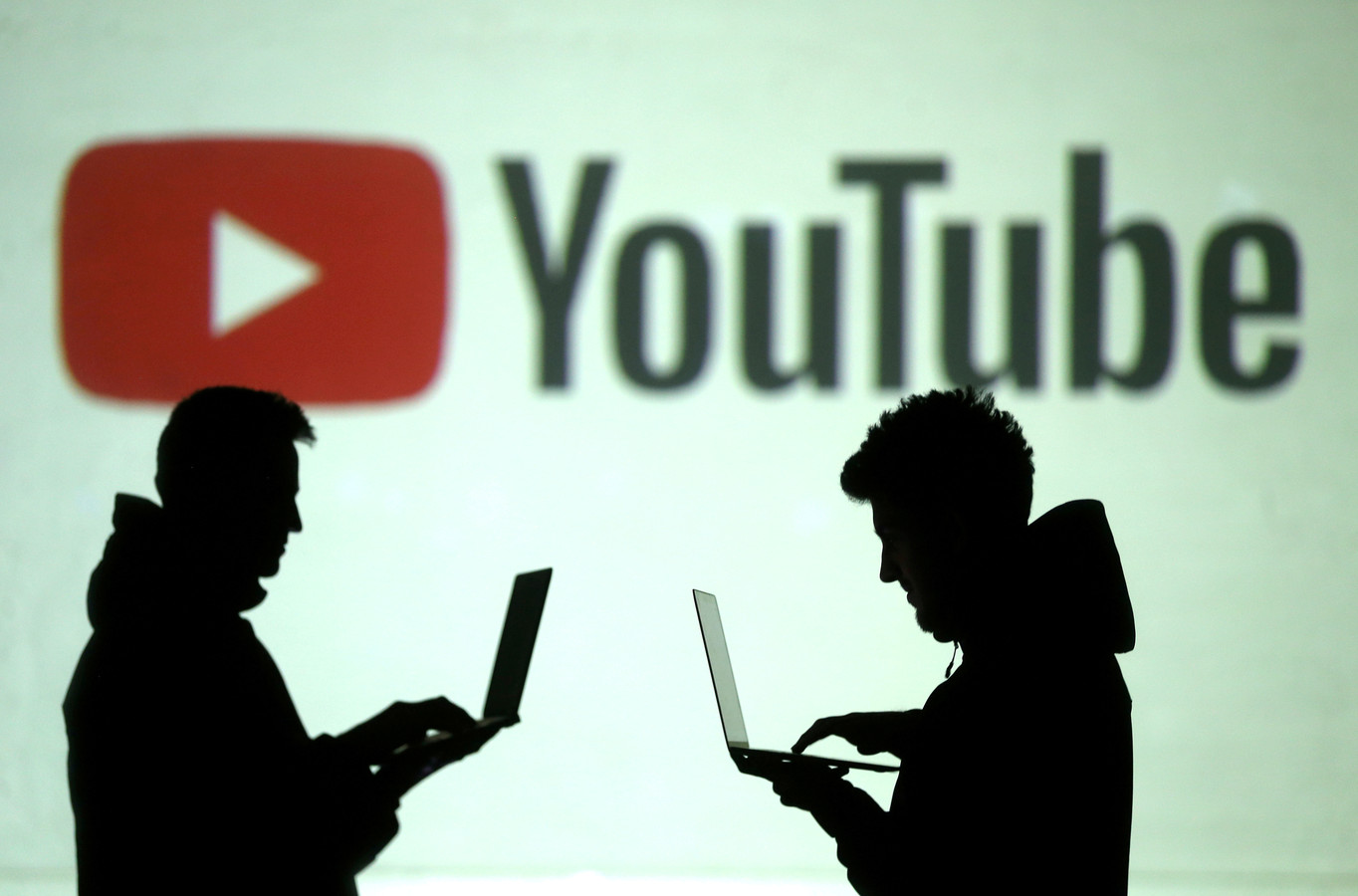 Google bekeek dit jaar al miljoen video’s met mogelijk terroristische ...