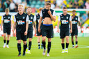 Balende FC Eindhoven-spelers, Pieter Bogaers en Valentino Vermeulen (l) voorop.