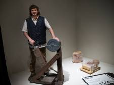 Jelle Seegers wint designprijs met enorm vergrootglas om metaal te smelten