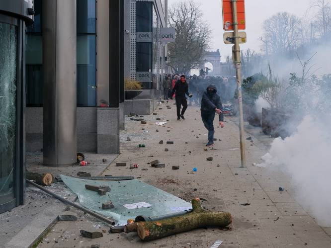 Korpschef schrijft open brief na rellen in Brussel: “Hoelang kunnen wij dit nog tolereren?”