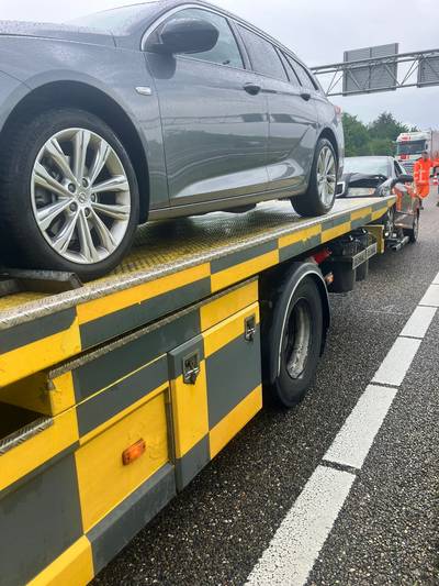 Kettingbotsing met vier auto’s op afrit A58 in Ulvenhout, rijstrook tijdelijk afgesloten