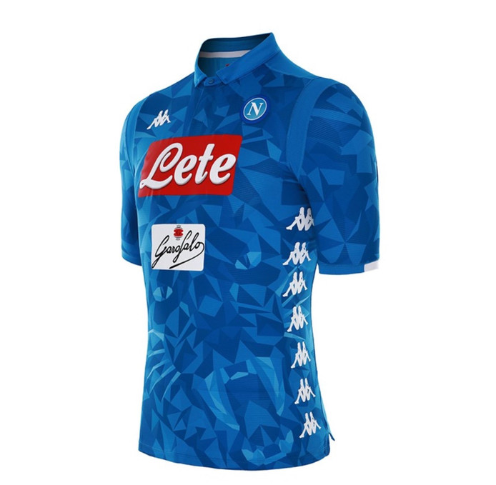 Het nieuwe thuisshirt van Napoli.