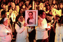 Plus de 3.000 personnes ont participé vendredi soir à une marche blanche silencieuse en hommage à Vanesa.