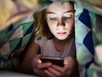Zelfs tienjarigen hebben al een account op sociale media, terwijl dat in principe verboden is