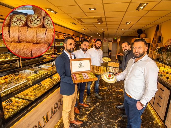 De familie Kurtas in de net geopende zaak, met van links naar rechts Salim, Simon, Remon, Petros en Wajdi Kurtas.