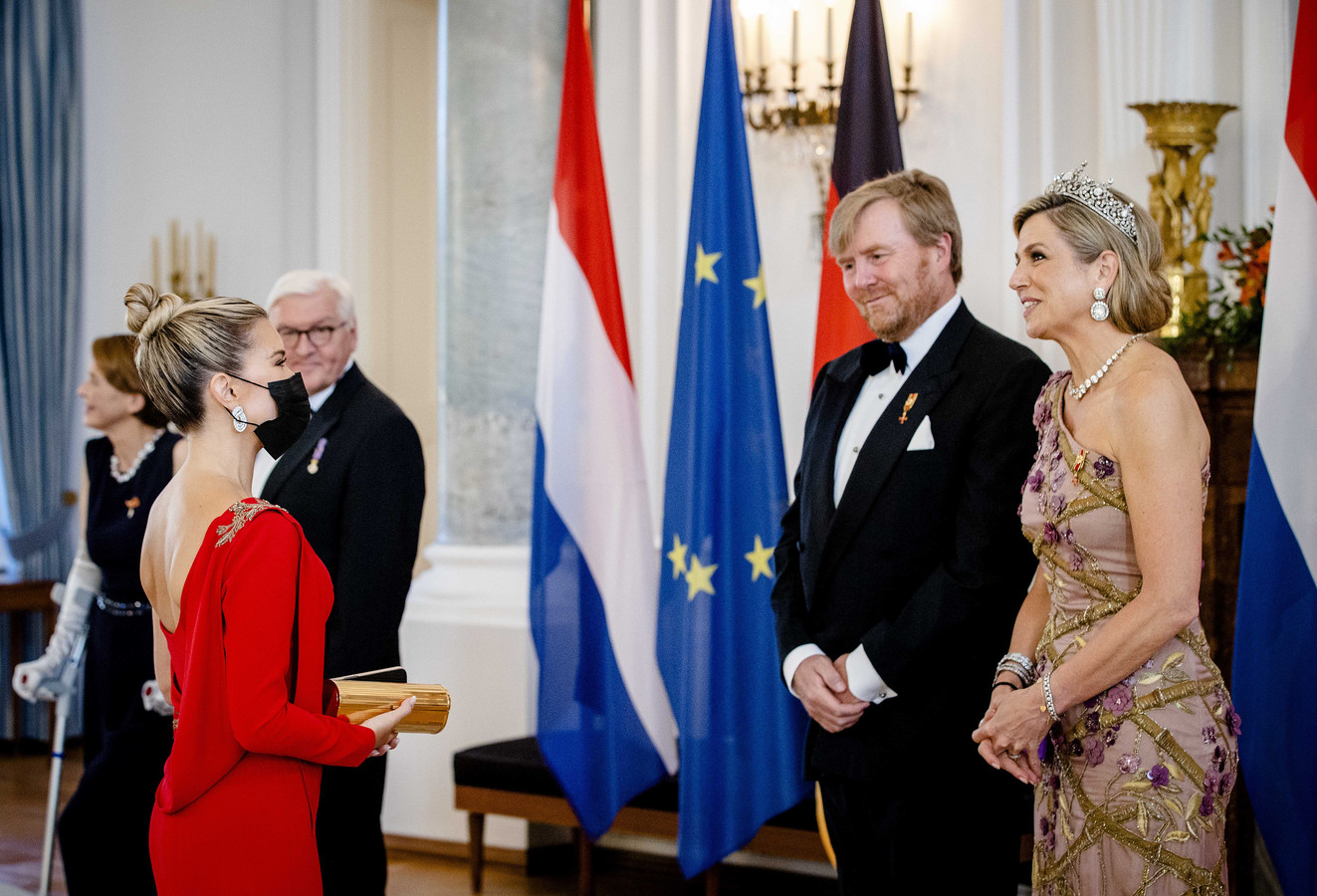 Sylvie Meis Begroet Willem Alexander En Máxima Bij Staatsbanket In Duitsland Foto 9185