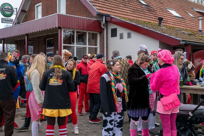 Café ’t Gommelen in Biezenmortel stopt met het Koffieconcert: ,,Het is altijd goed gegaan, maar de laatste jaren stonden we met de billen samengeknepen achter de bar. Het werd onbeheersbaar.”