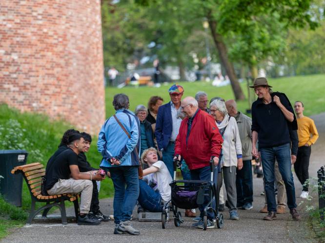 Een wandeling als ‘wapen’ tegen overlast: hoe Nijmeegse buurtbewoners samen het Kronenburgerpark terugclaimen