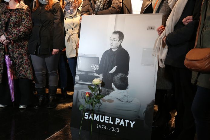 Witte mars voor Samuel Paty in Conflans-Sainte-Honorine .