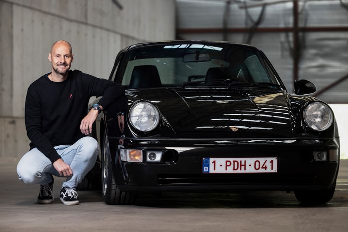 Tom Boonen met zijn oldtimer Porsche 964 Turbo (1993) of ‘Bad Boys 911'.