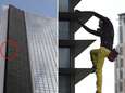 VIDEO. Franse ‘Spider-Man’ beklimt zonder zekering toren van 47 verdiepingen in Manilla