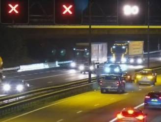 Verkeer op A50 bij Apeldoorn loopt vertraging op door kapotte vrachtwagen