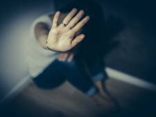 Ossenaar blijft ontkennen dat hij betrokken was bij ‘mensonterend’ misbruik meisje (14) in zijn woning