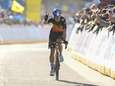 “Un signe de paix”: le geste fort de Wout van Aert lors de sa victoire au Circuit Het Nieuwsblad 