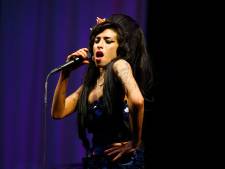 Une vente aux enchères provoque la colère des amis d’Amy Winehouse: “Un manque de respect”