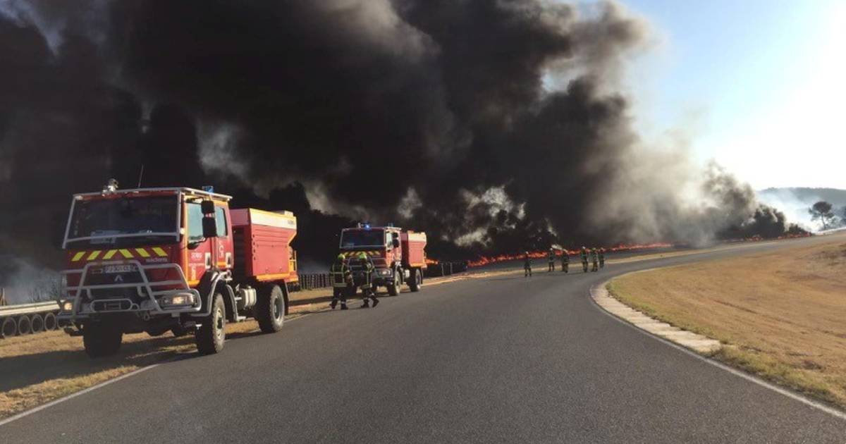 Duizenden mensen geëvacueerd en verschillende campings ...