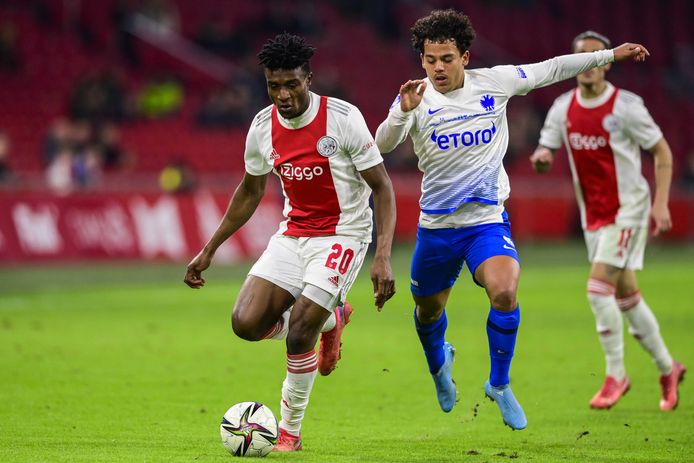 Mohammed Kudus (l) speelt vandaag en dinsdag om een WK-ticket tegen Nigeria.