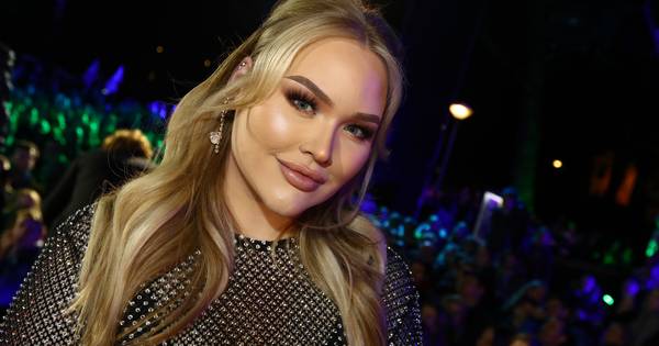 NikkieTutorials ten huwelijk gevraagd en Rico Verhoeven staat naast grote held Schwarzenegger - BN D
