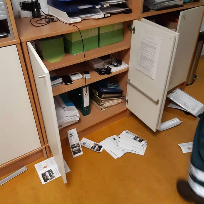 De inbrekers hebben hun sporen nagelaten