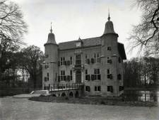 Aries opa had de sleutel van dit landhuis: ‘Welk kind had er nu een groot bos en kasteel om in te spelen?’