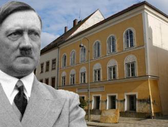 Buurman Hitlers geboortehuis: “Soms zie ik toeristen snel hun rechterarm strekken”