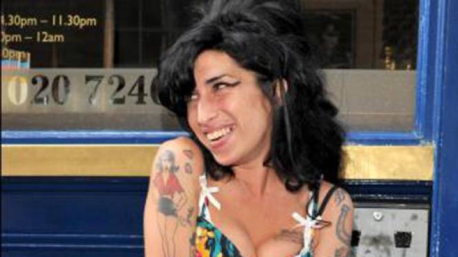 Amy Winehouse ne boira plus avant de faire un banc solaire