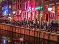 Zo wil Amsterdam de drukte bestrijden: blowverbod op straat, geen vrijgezellenfeesten en hotels ombouwen