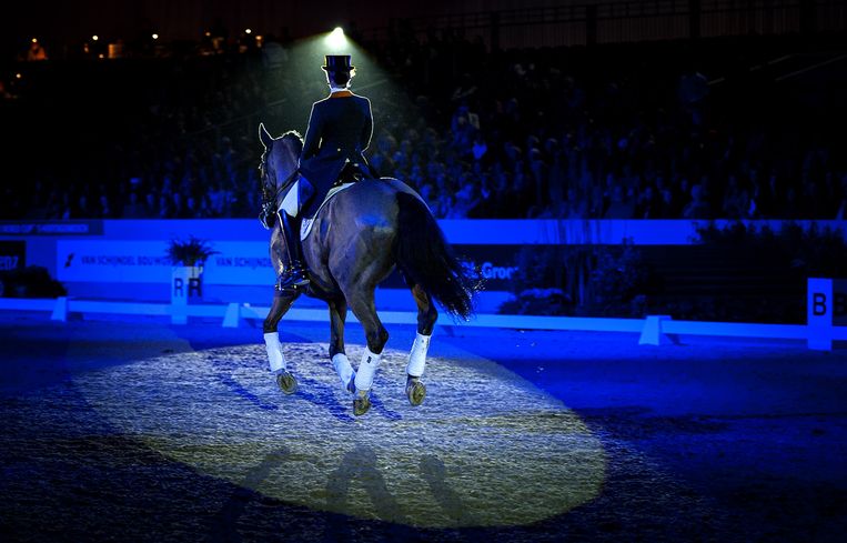 Het beroemdste paard van Nederland is overleden: Anky Grunsven neemt afscheid van Salinero Beeld ANP /  ANP