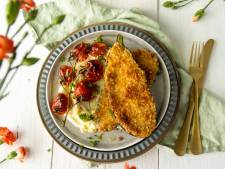 Wat Eten We Vandaag: Aubergineschnitzel met pastinaakpuree en gepofte tomaatjes