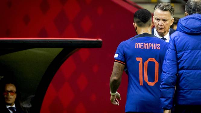 Louis van Gaal over wegvallen Frenkie de Jong en Depay: ‘Ik houd voor hen plek vrij in WK-selectie’