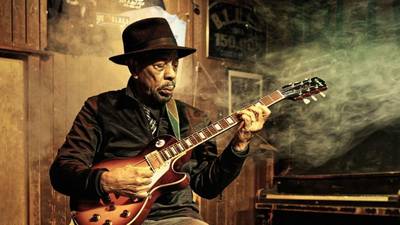 Nispen Blues ziet blueslegende John Primer als een buitenkansje: ‘Kwaliteit spat van het podium af’