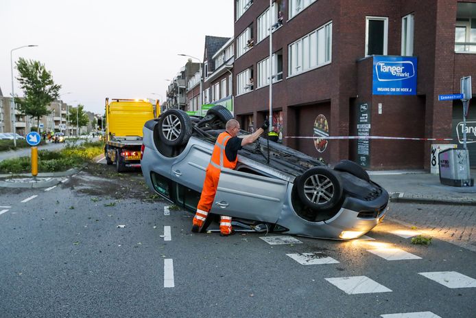 Gewonde bij ongeval door inhaalactie op zeer hoge snelheid en aangehouden voor het rijden onder invloed.