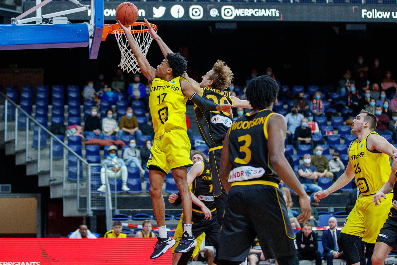 Jaylen Hands leidt Antwerp Giants naar zege tegen Kiev “Deze prestatie