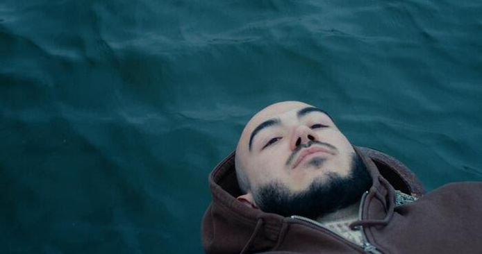 Rapper Mert Ali (22) uit Gent heeft een nieuwe release | Gent | hln.be