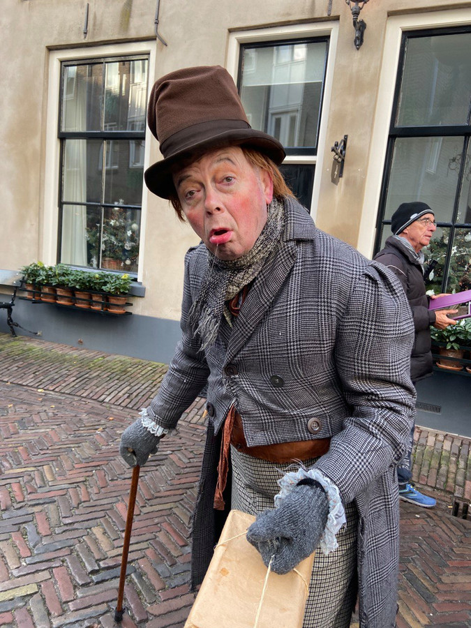 Trotty een van de hoofdrolspelers van het Dickens Festijn in Deventer.