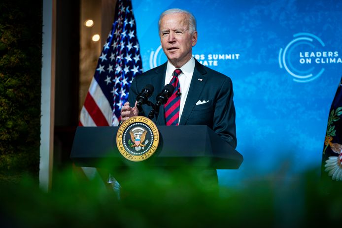President Biden vanmiddag in het Witte Huis tijdens de virtuele top.