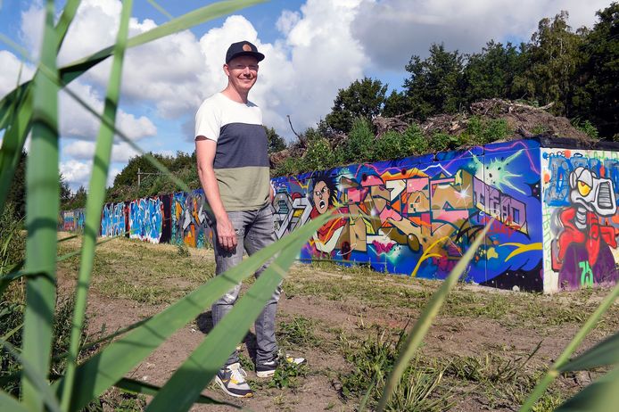 Mervyn van der Meij heeft ervoor gezorgd dat er weer een legale graffitimuur in Bergen op Zoom is