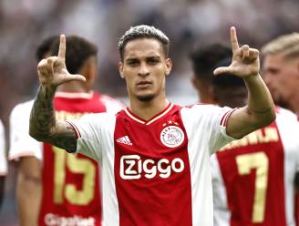 Sambavoetbal, hattrick Bergwijn maar ook Belgisch tegendoelpunt: Ajax maakt brandhout van Groningen