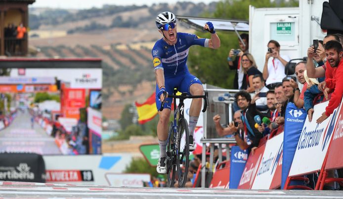 Remi Cavagna won een rit in de Vuelta