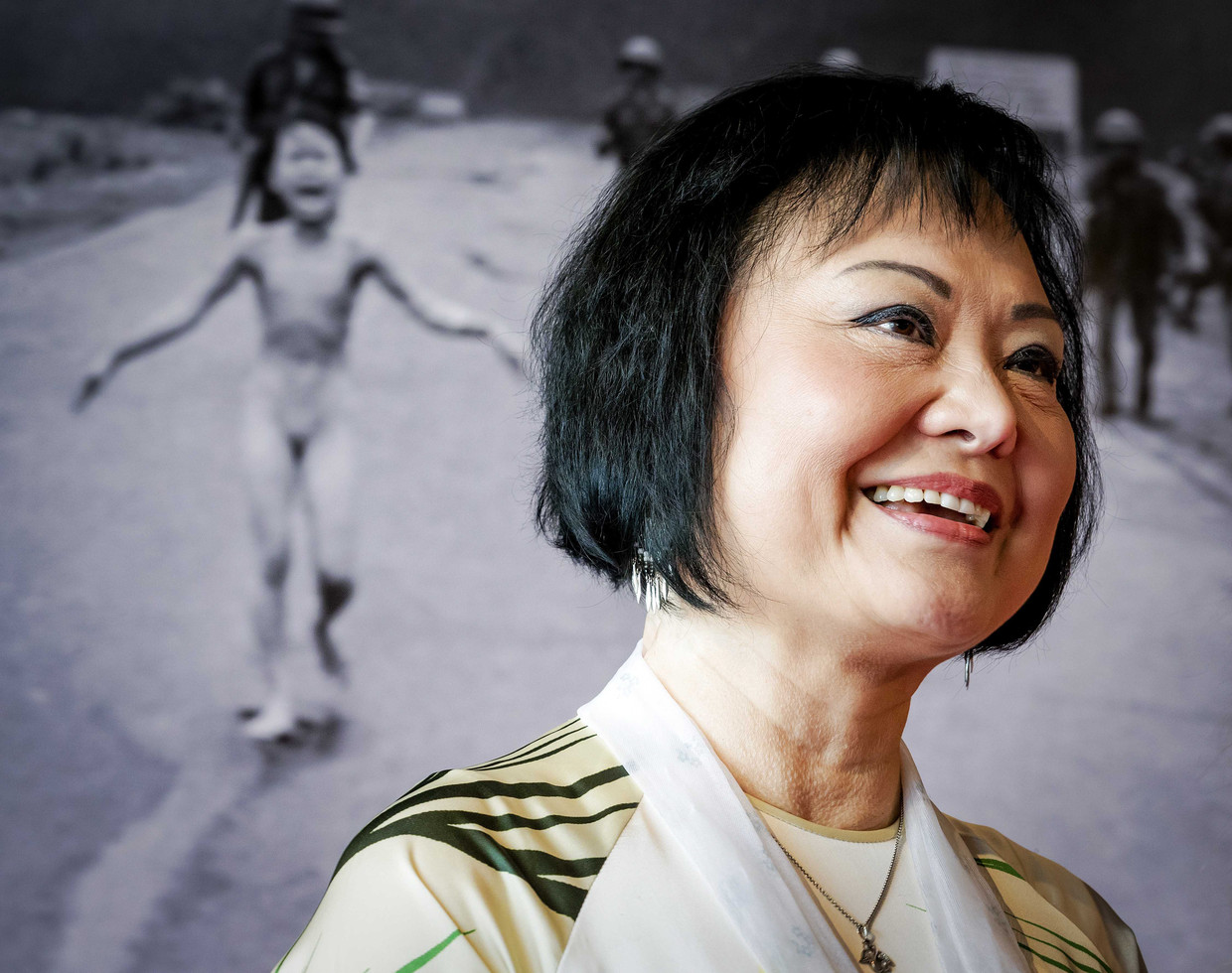 Kim Phuc bij de presentatie van haar boek 'Het napalmmeisje'. De komende dagen reist ze door het land om haar verhaal te vertellen. Beeld EPA