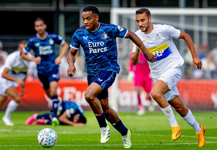 Feyenoord loopt eerste ‘averij’ op in voorbereiding, AZ boekt ruime ...