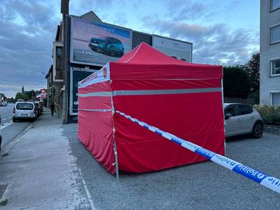 Passer-by finds lifeless body along busy road in Ghent: police investigate circumstances