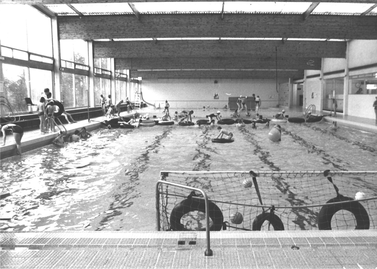 Vijftig jaar zwembad Olympos in beeld: “Duik in archieven leverde veel ...