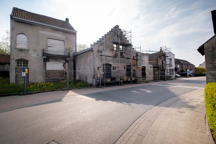 TISSELT De tegelfabriek in de Baeckelmansstraat