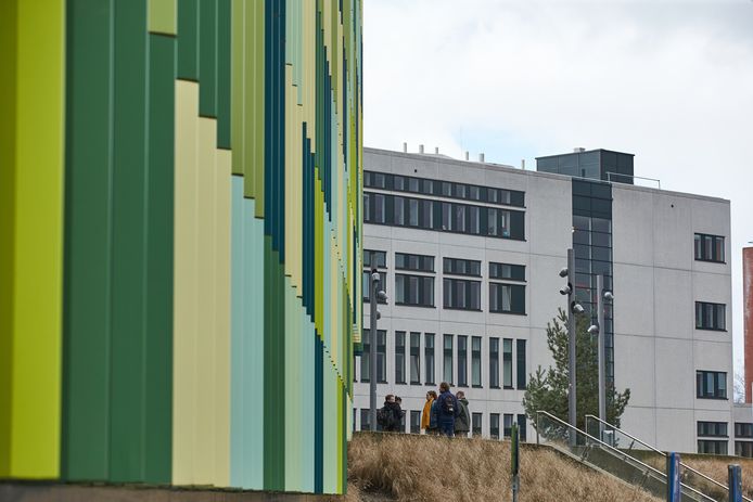 Hogeschool Saxion in Deventer biedt tot 1 juni alleen online lessen aan.