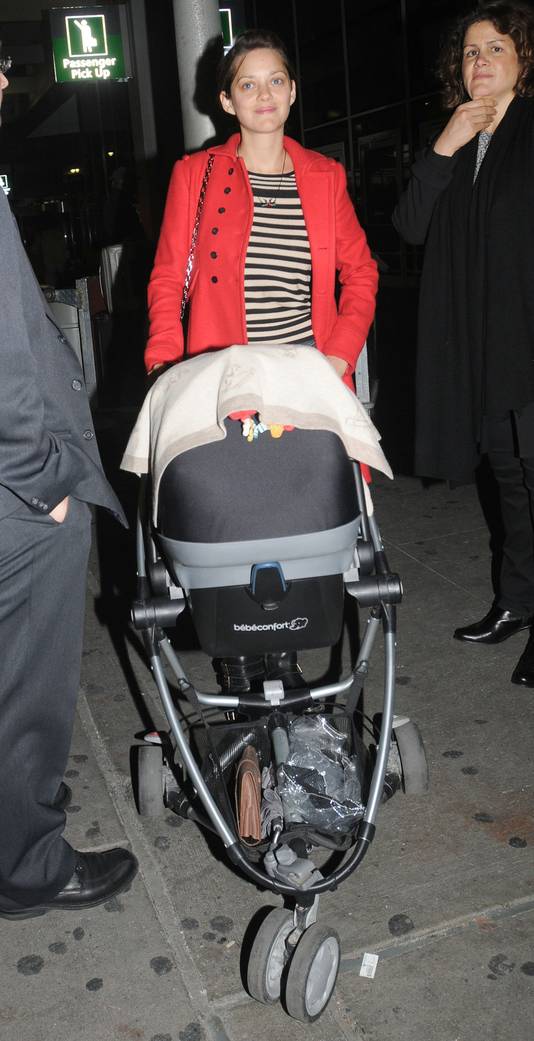 Marion Cotillard Je M Eloigne De Mon Fils Pour Le Proteger People 7sur7 Be