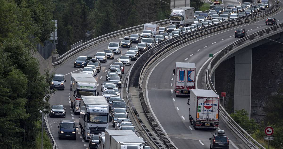 Más de 2h30 esperando el túnel de San Gotardo, también largos atascos en Francia, Alemania y Austria |  En el extranjero