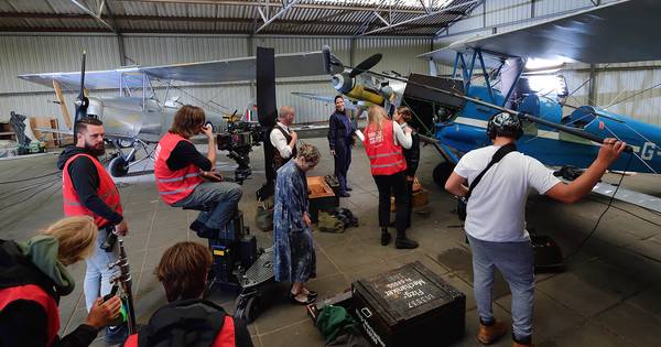 Deze Roosendaalse filmmaker maakte een film in 48 uur tijd op Breda Airport