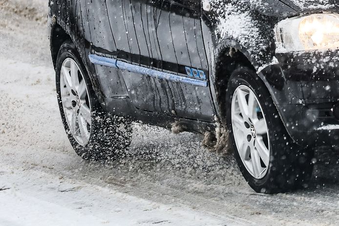 Intempéries : les deux jours de neige en janvier ont coûté plus de 106  millions d'euros aux entreprises, selon la FEB 