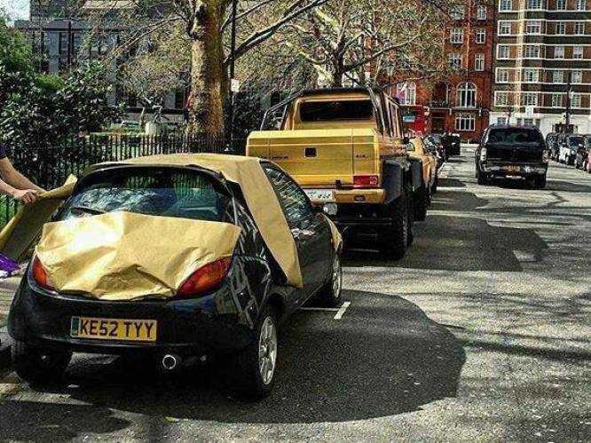 Londenaar steekt hilarisch de draak met gouden wagenpark Saoedische miljardair